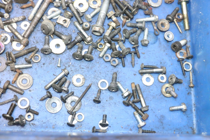 photo de SCREWS BAG PIAGGIO X8 STREET 125 (2006 - 2007) - Zoom on usage condition