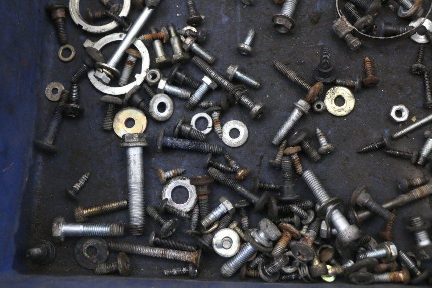 photo de SCREW FASTENER BAG PIAGGIO X8 125 (2004 - 2007) - Alternative perspective