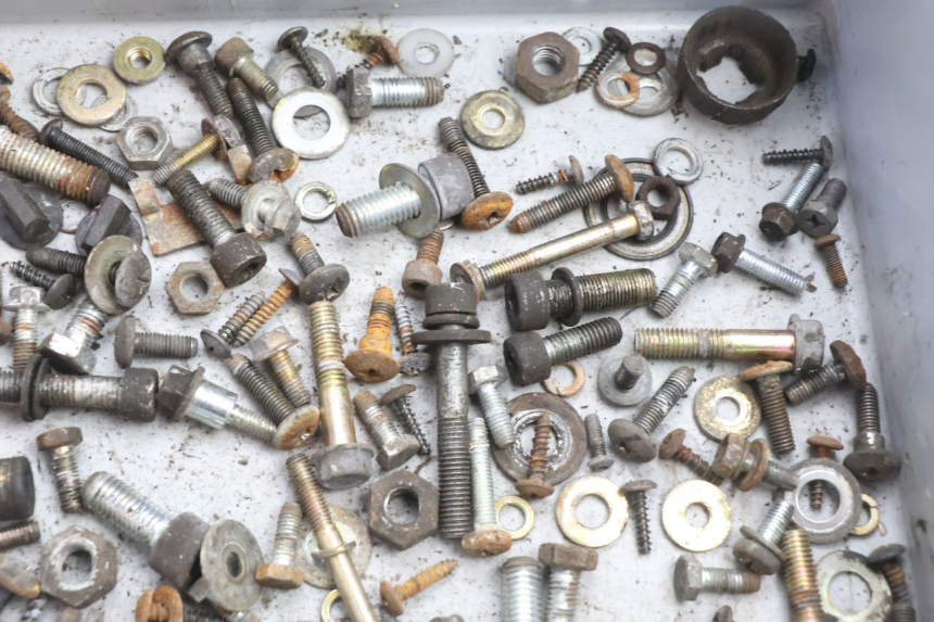photo de SCREWS BAG PIAGGIO X9 AMALFI 180 (2000 - 2003) - Zoom on usage condition
