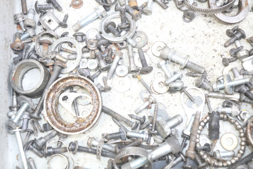 photo de SCREW FASTENER BAG PIAGGIO XEVO - X EVO 125 (2007 - 2017) - Component detail