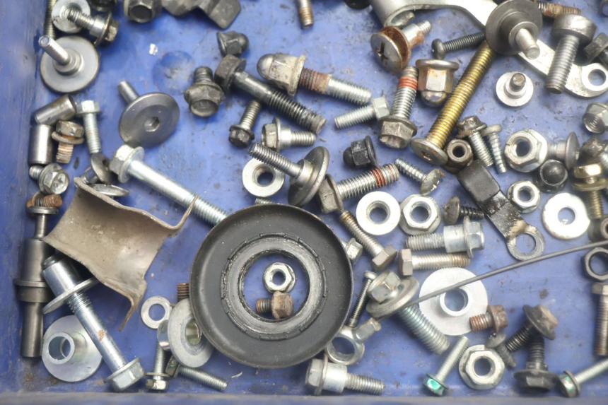 photo de SCREWS BAG HONDA XLV VARADERO 125 (2007 - 2012) - Alternative perspective