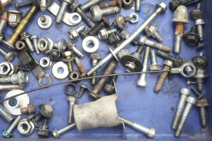 photo de SCREWS BAG HONDA XLV VARADERO 125 (2007 - 2012) - Technical close-up