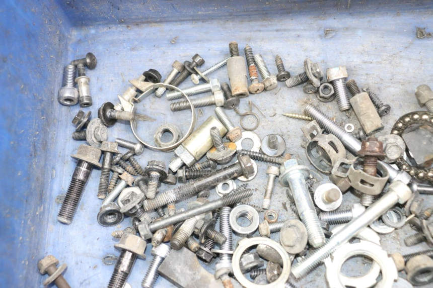 photo de SCREW FASTENER BAG YAMAHA NEOS NEO'S 4T 50 (2008 - 2016) - Alternative perspective