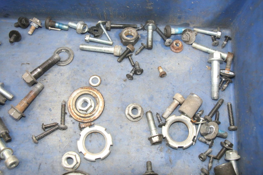 photo de SCREW FASTENER BAG YAMAHA NEOS NEO'S 4T 50 (2008 - 2016) - Zoom on usage condition