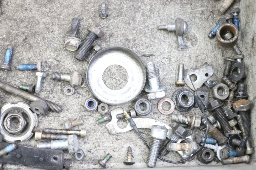 photo de SCREWS BAG YAMAHA TZR 50 (2008 - 2016) - Zoom on usage condition