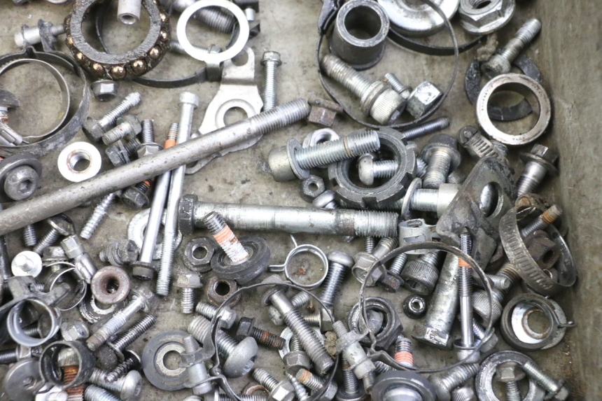 photo de SCREWS BAG YAMAHA XJ6 600 (2008 - 2016) - Zoom on usage condition