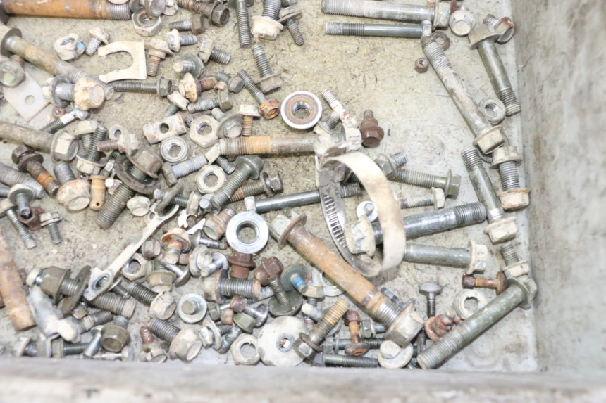 photo de SCREWS BAG YAMAHA YFM BRUIN 350 (2003 - 2009) - Zoom on usage condition