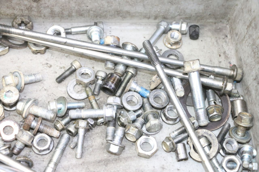 photo de SCREWS BAG YAMAHA YFM R RAPTOR 250 (2008 - 2014) - Technical close-up