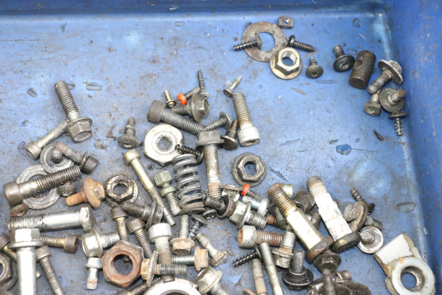 photo de SCREWS BAG YAMAHA YN NEO'S 50 (1997 - 2004) - Zoom on usage condition