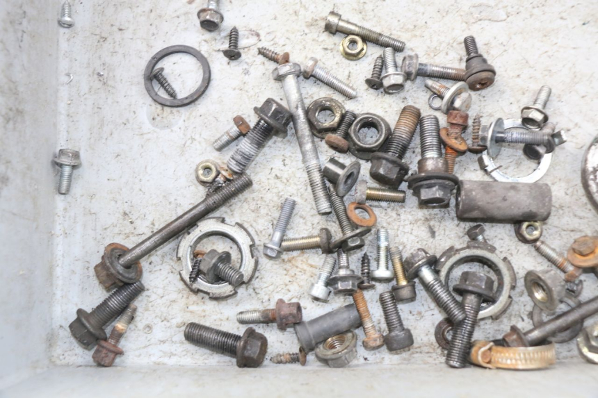 photo de SCREW FASTENER BAG YAMAHA YP MAJESTY 125 (1998 - 2001) - Zoom on usage condition