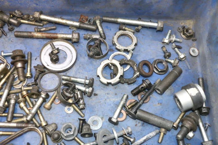 photo de SCREW FASTENER BAG YAMAHA YP MAJESTY 125 (2007 - 2010) - Zoom on usage condition