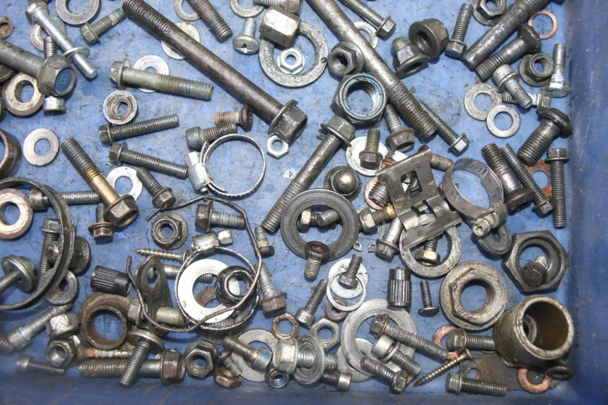 photo de SCREWS BAG YAMAHA YZ 125 (1998 - 2005) - Technical close-up