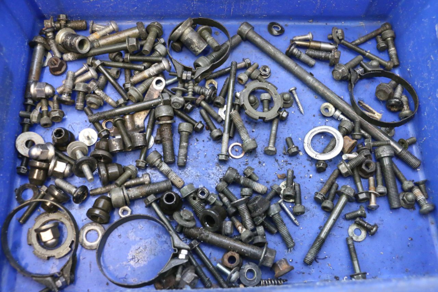 photo de SCREWS BAG YAMAHA YZF R GENESIS 750 (1993 - 1998) - Component detail