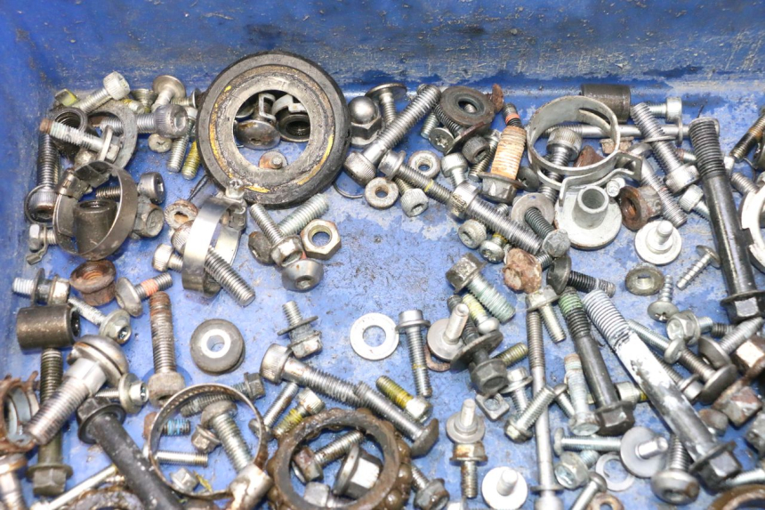 photo de SCREWS BAG YAMAHA YZF R6 600 (2008 - 2009) - Product overview