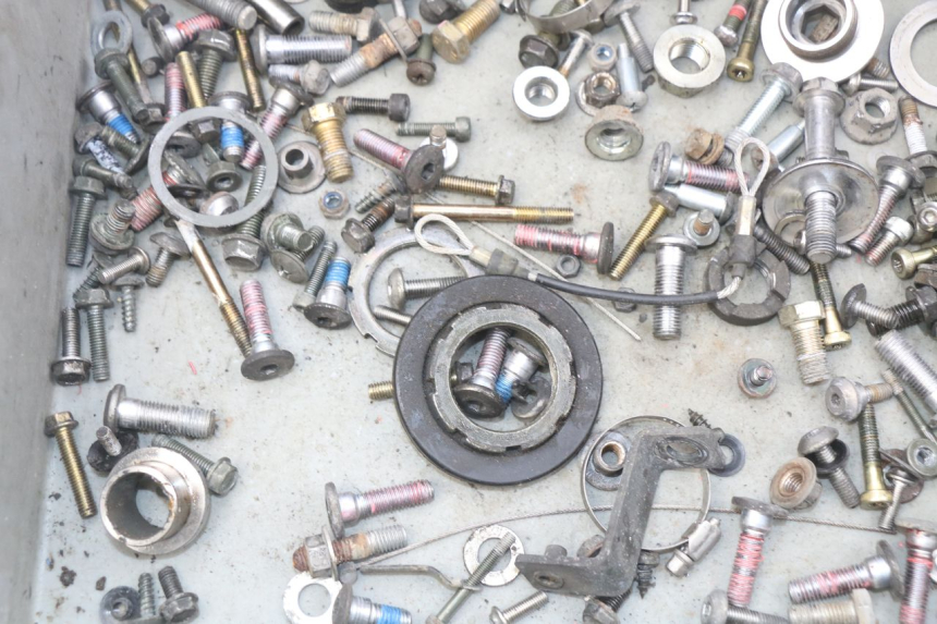 photo de SCREW FASTENER BAG KAWASAKI Z S 750 (2003 - 2006) - Zoom on usage condition