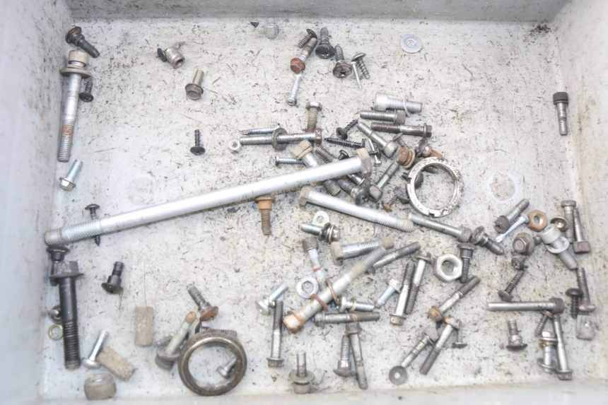 photo de SCREW FASTENER BAG PIAGGIO ZIP 2T 50 (2009 - 2019) - Component detail