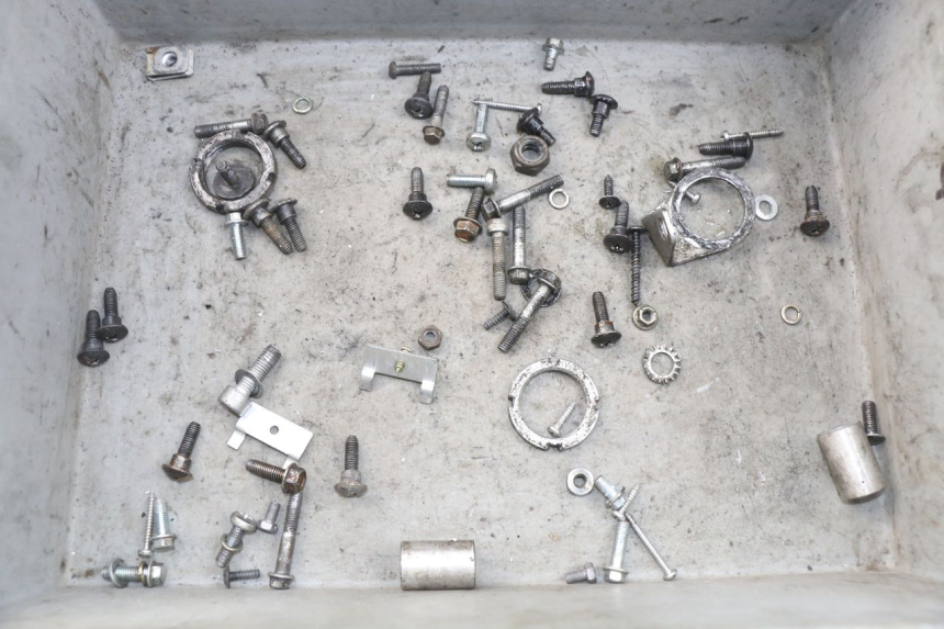 photo de SCREW FASTENER BAG PIAGGIO ZIP 2T 50 (2009 - 2019) - Main view