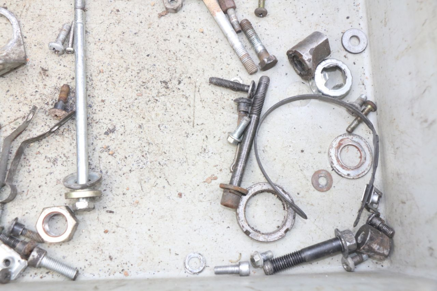 photo de SCREW FASTENER BAG PIAGGIO ZIP 2T 50 (2009 - 2019) - Zoom on usage condition