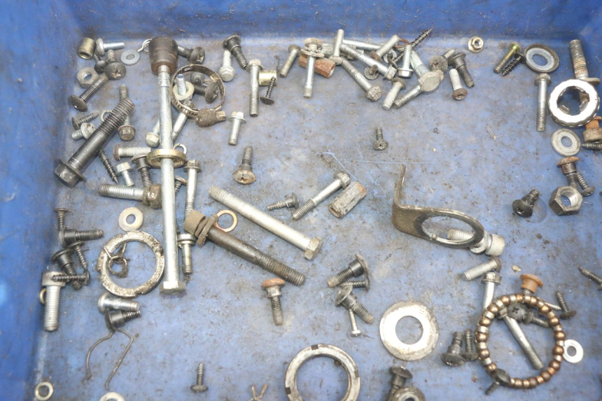 photo de SCREW FASTENER BAG PIAGGIO ZIP 2T 50 (2009 - 2019) - Component detail