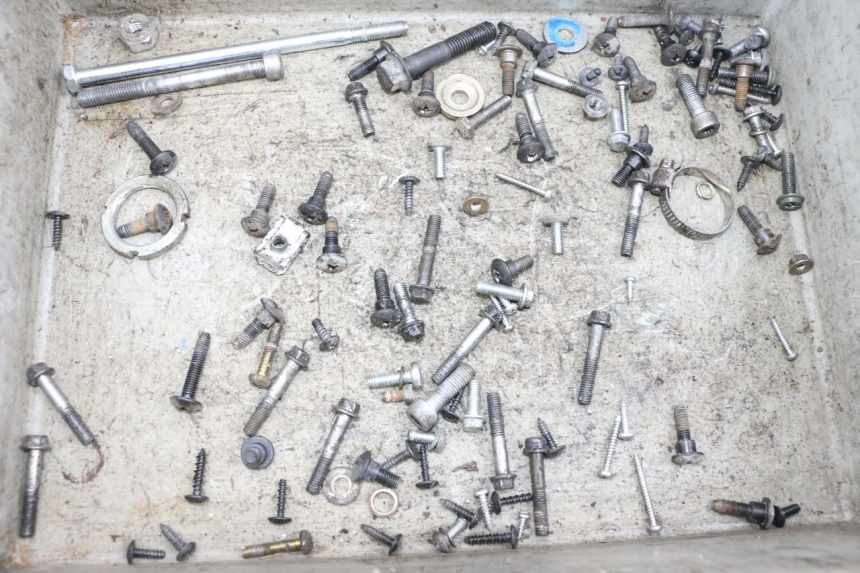 photo de SCREW FASTENER BAG PIAGGIO ZIP 2T 50 (2009 - 2019) - Component detail