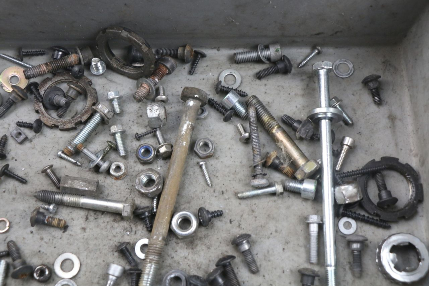 photo de SCREW FASTENER BAG PIAGGIO ZIP 4T 50 (2018 - 2020) - Alternative perspective