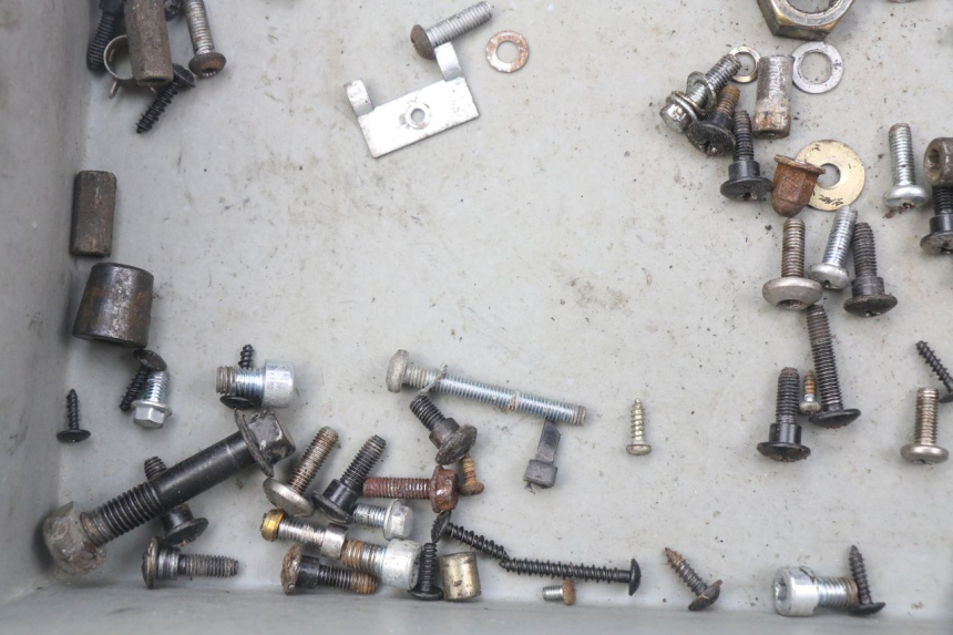 photo de SCREWS BAG PIAGGIO ZIP 4T 50 (2006 - 2017) - Component detail