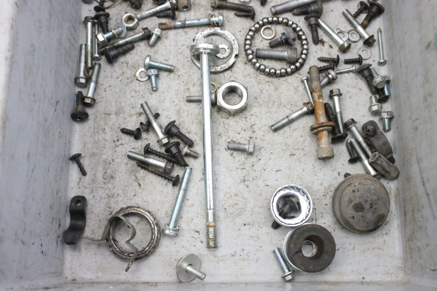 photo de SCREW FASTENER BAG PIAGGIO ZIP 4T 50 (2018 - 2020) - Alternative perspective