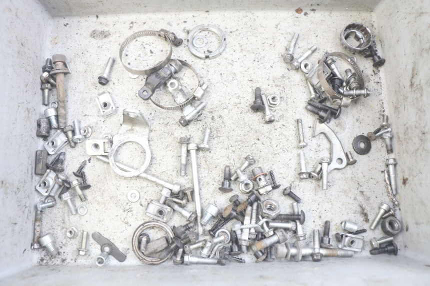 photo de SCREW FASTENER BAG PIAGGIO ZIP 4T 50 (2018 - 2020) - Main view