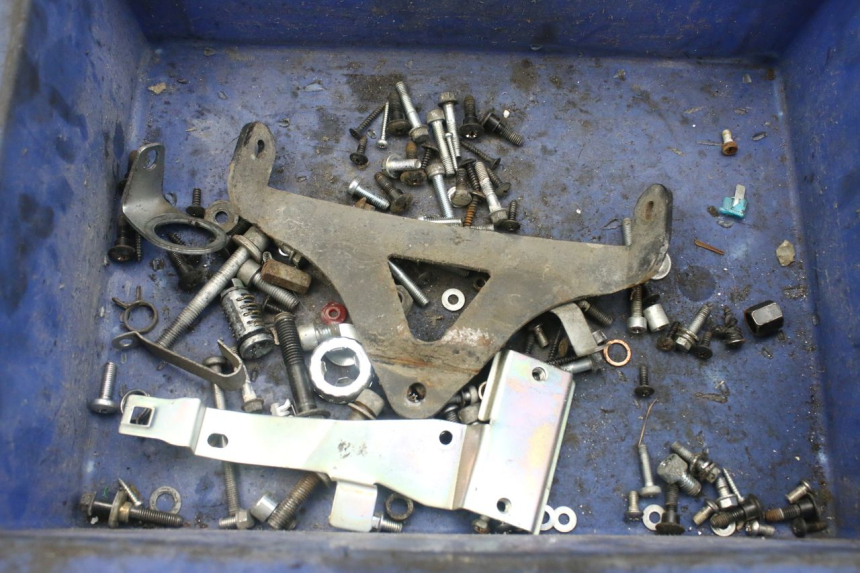 photo de SCREW FASTENER BAG PIAGGIO ZIP 4T 50 (2018 - 2020) - Main view