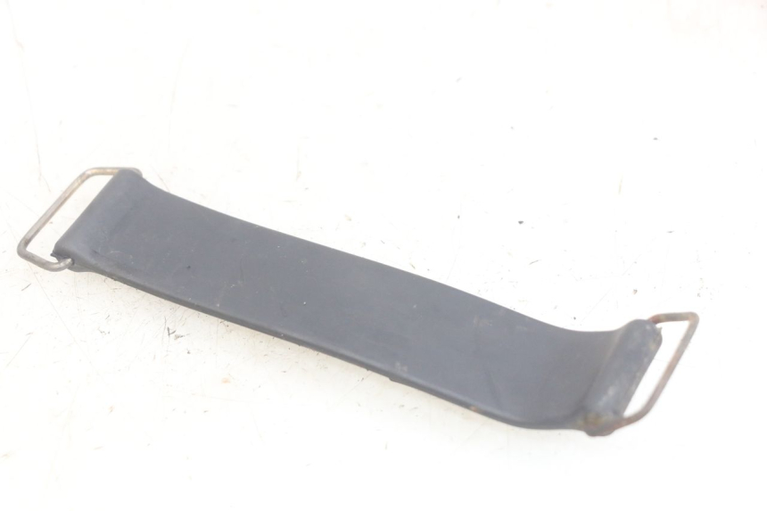 photo de BATTERY STRAP HONDA CBR F SC25 1000 (1989 - 1992) - Component detail