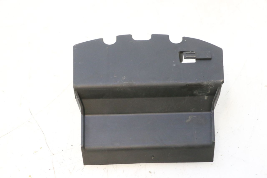 photo de BATTERY STRAP PEUGEOT SATELIS 125 (2013 - 2018) - Zoom on usage condition