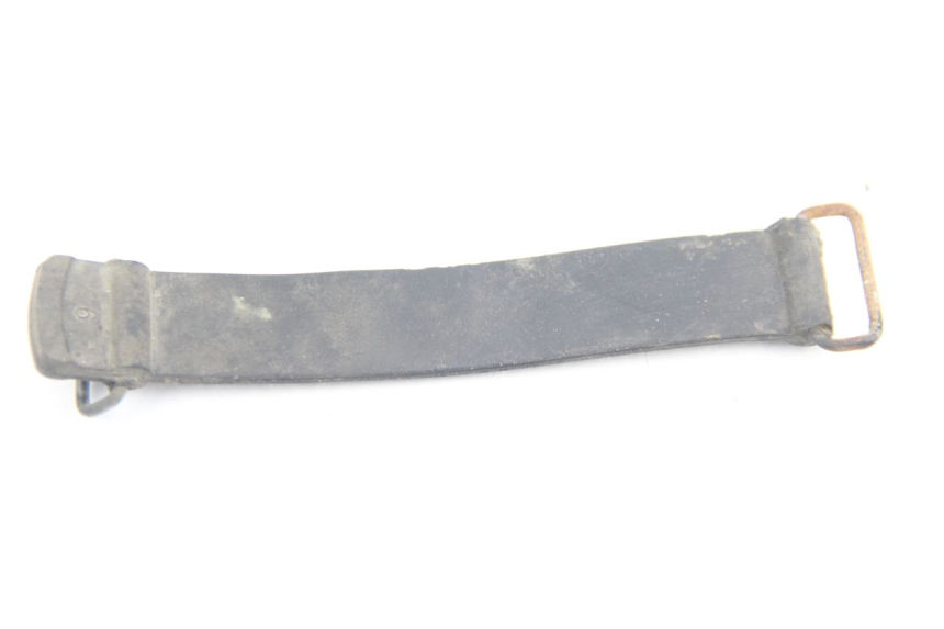 photo de BATTERY STRAP YAMAHA TW 125 (1998 - 2002) - Alternative perspective