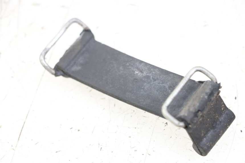 photo de BATTERY STRAP YAMAHA NEOS NEO'S 4T 50 (2008 - 2016) - Zoom on usage condition
