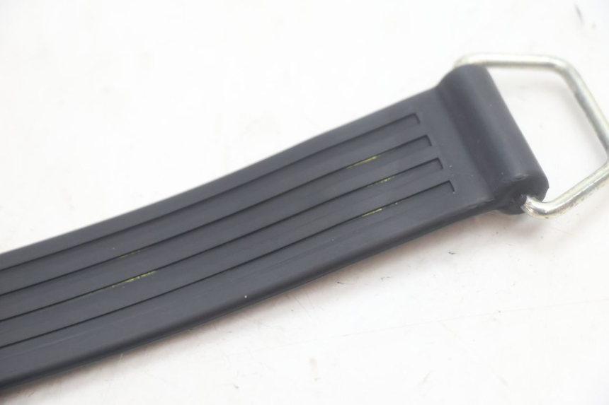 photo de TOOL KIT STRAP PIAGGIO MP3 HPE 530 (2022 - 2026) - Component detail