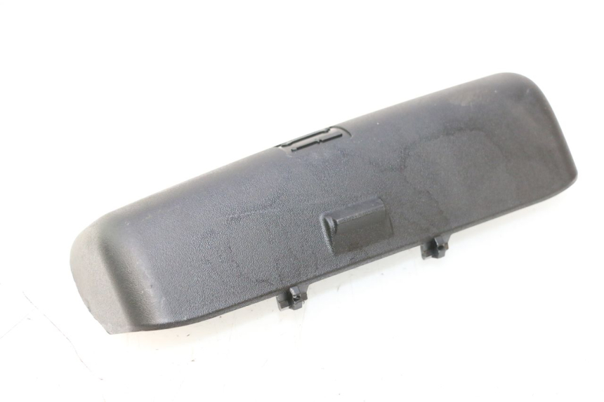 photo de TOOL KIT STRAP PIAGGIO MP3 LT 400 (2007 - 2012) - Zoom on usage condition