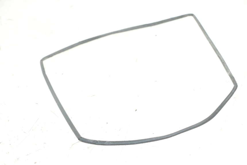 photo de TOOL KIT STRAP ROYAL ENFIELD HYMALAYAN 410 (2016 - 2023) - Component detail