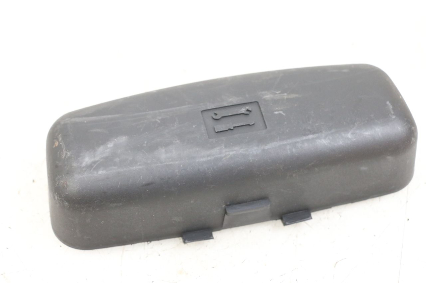 photo de TOOL KIT STRAP PIAGGIO X8 125 (2004 - 2007) - Zoom on usage condition