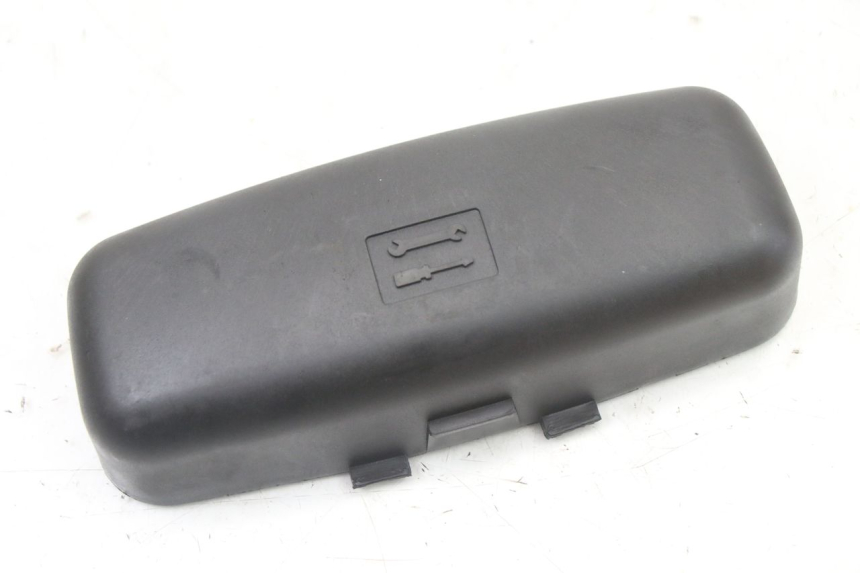 photo de TOOL KIT STRAP PIAGGIO XEVO - X EVO 125 (2007 - 2017) - Main view