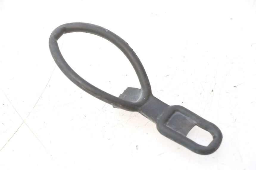photo de TOOL KIT STRAP YAMAHA YZF R6 600 (2008 - 2009) - Zoom on usage condition