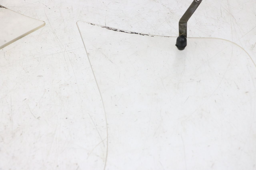 photo de WINDSHIELD BMW C1 125 (2000 - 2003) - Zoom on usage condition