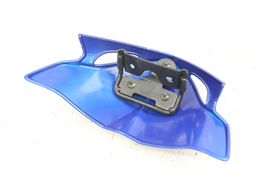 photo de WINDSHIELD SYM CROX 4T 50 (2016 - 2023) - Zoom on usage condition