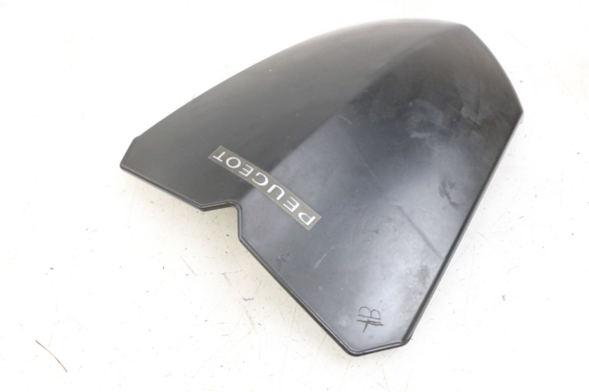 photo de WINDSHIELD PEUGEOT KISBEE 4T 50 (2010 - 2017) - Technical close-up