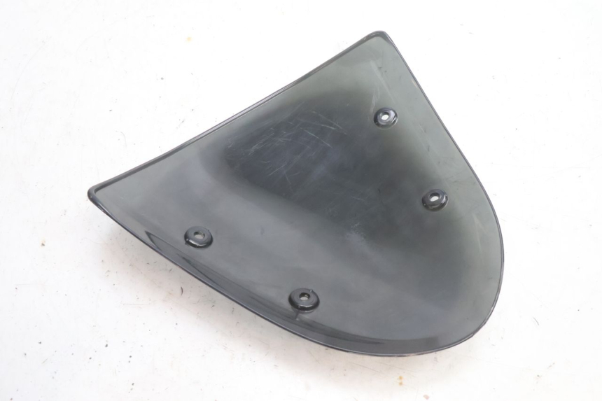 photo de WINDSHIELD PIAGGIO NEW TYPHOON 50 (2018 - 2021) - Technical close-up