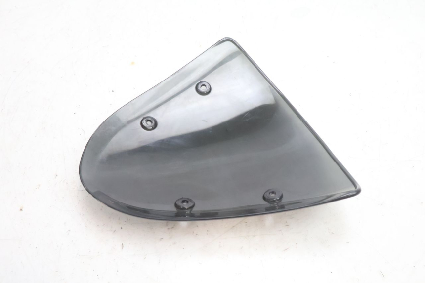 photo de WINDSHIELD PIAGGIO NEW TYPHOON 50 (2018 - 2021) - Surface and material condition