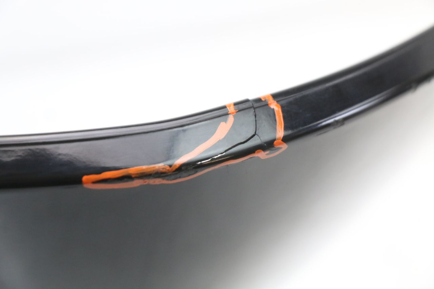 photo de WINDSHIELD PIAGGIO X10 125 (2012 - 2017) - Additional view of the item