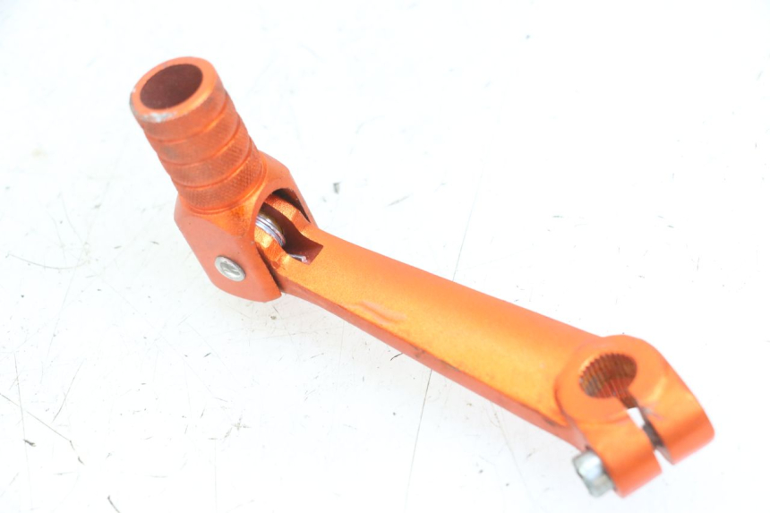 photo de GEAR SELECTOR APOLLO RFZ 125 - Zoom on usage condition