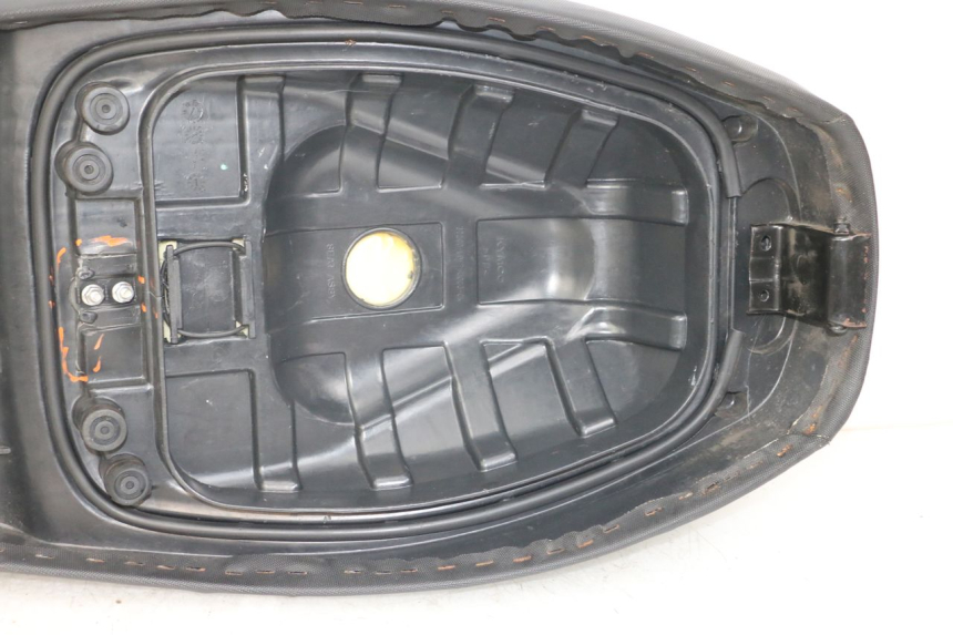 photo de SEAT KYMCO AGILITY 4T 50 (2018 - 2022) - Detailed visual inspection