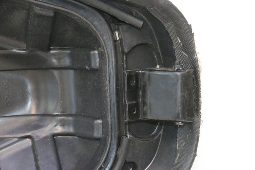photo de SEAT KYMCO AGILITY 4T 50 (2018 - 2022) - Surface and material condition