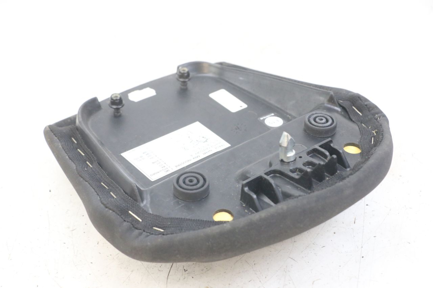 photo de REAR SEAT YAMAHA AEROX 2T 50 (2013 - 2017) - Component detail