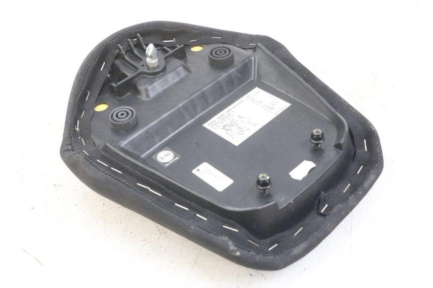 photo de REAR SEAT YAMAHA AEROX 2T 50 (2013 - 2017) - Alternative perspective